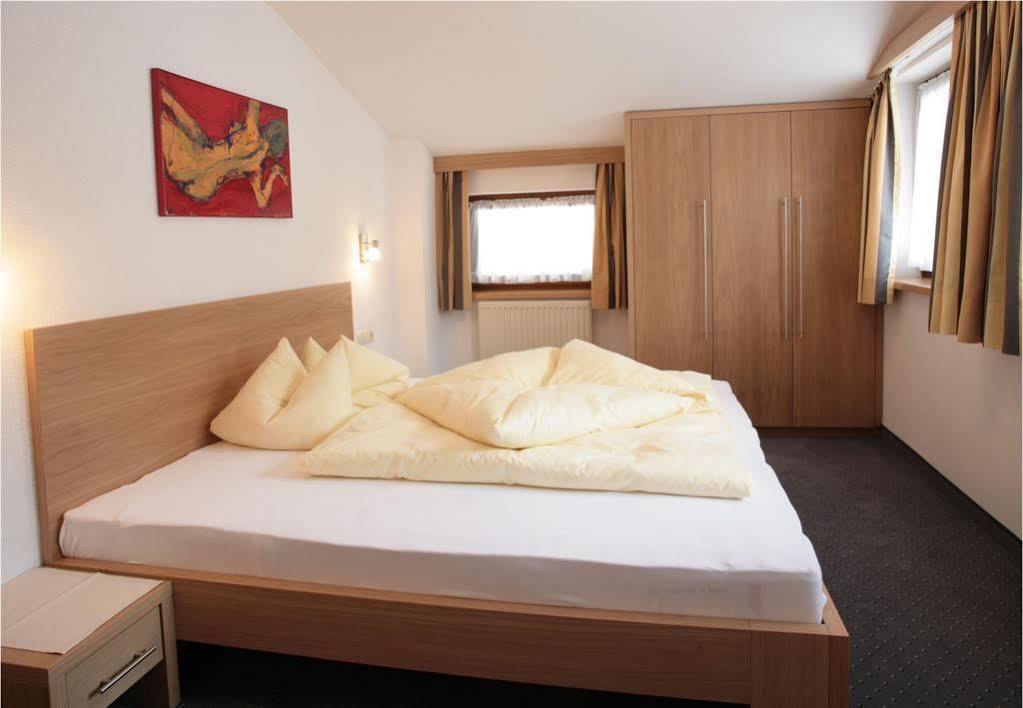 Apartmenthaus Joerg Serfaus Esterno foto