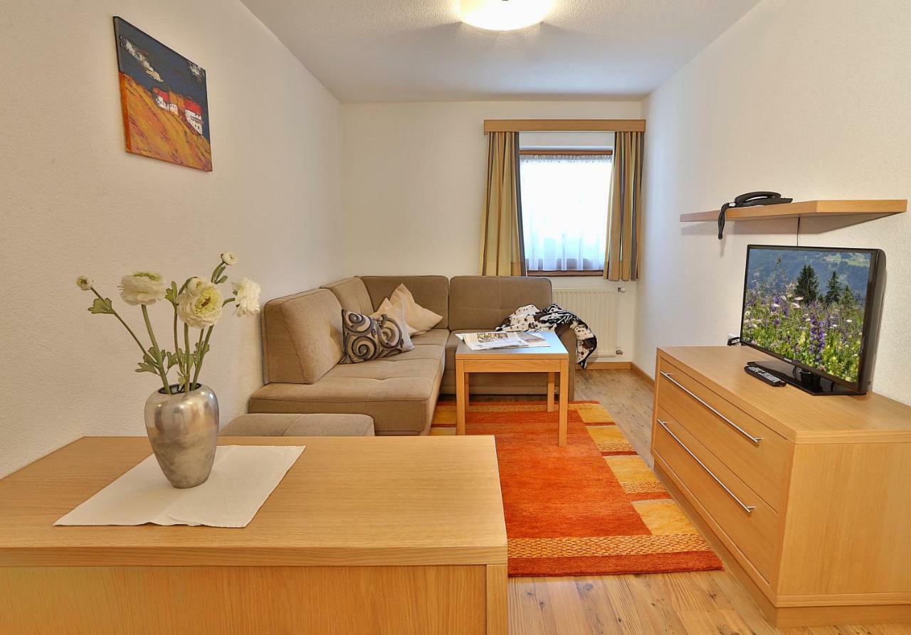 Apartmenthaus Joerg Serfaus Esterno foto